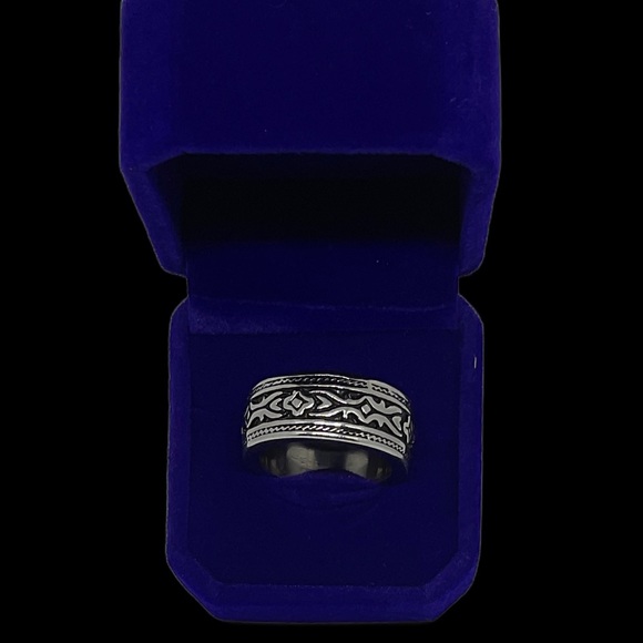 Kay Jewelers Other - Kay Jewelers Stainless Steel Gents Ring